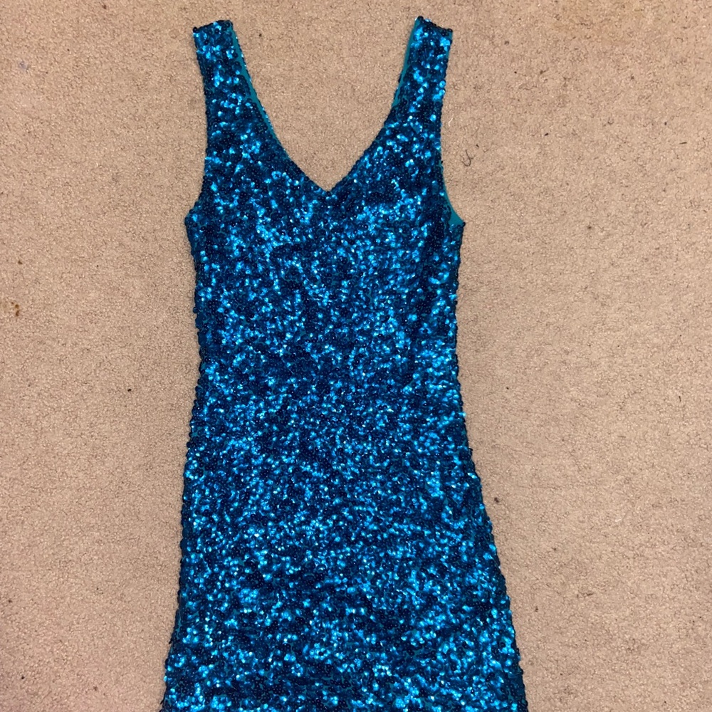 SOLD🌟 Blue Sequin Dress